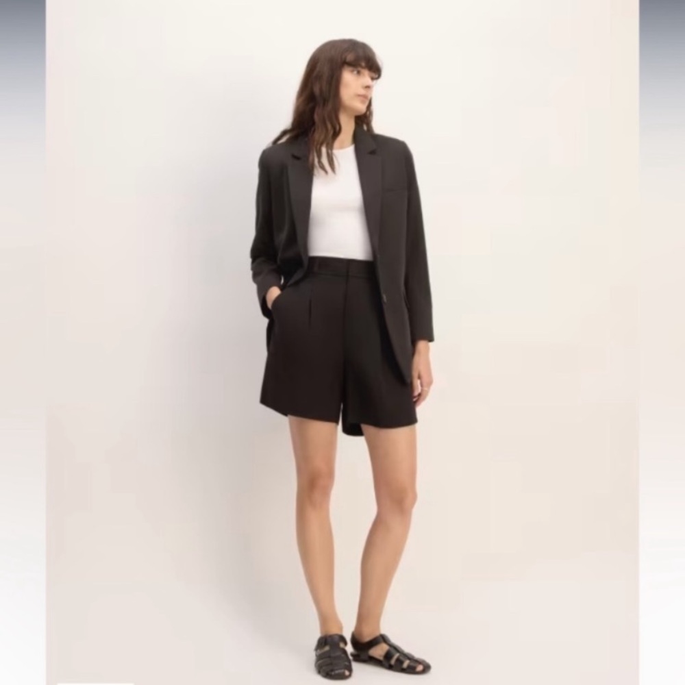 Everlane Black Minimalist High Waist Pleated Drape Trouser Shorts 5” inseam